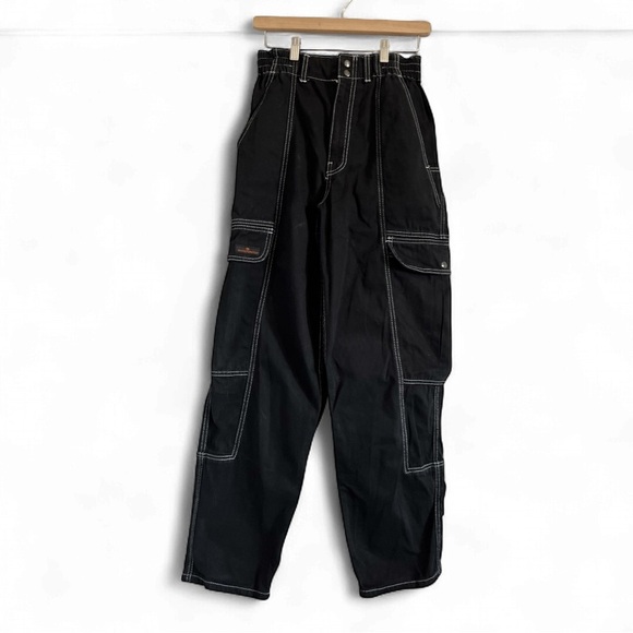 Urban Outfitters Relaxed Skater Black Jean Cargo Pants - Picture 1 of 2